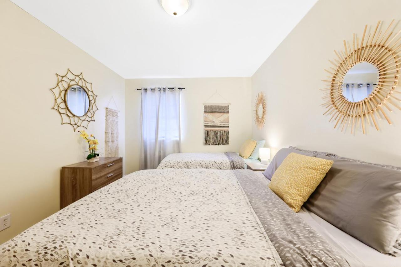 Dapper Digs - King Bed - Long Term Stays - Duke Durham Luaran gambar